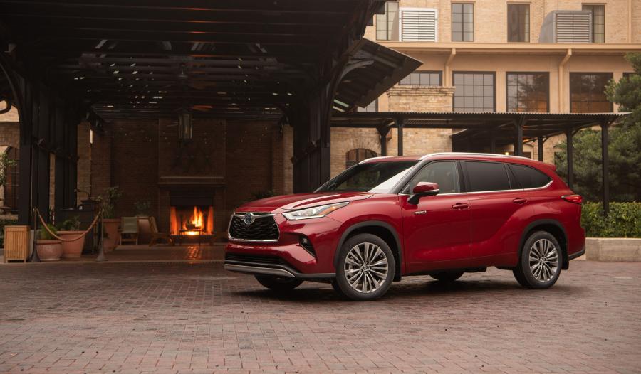  Toyota Highlander Hybrid Platinum AWD 2019 года  (фото 41 из 67)